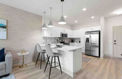 Luxe Living 5 Min From Downtown - Foto 42