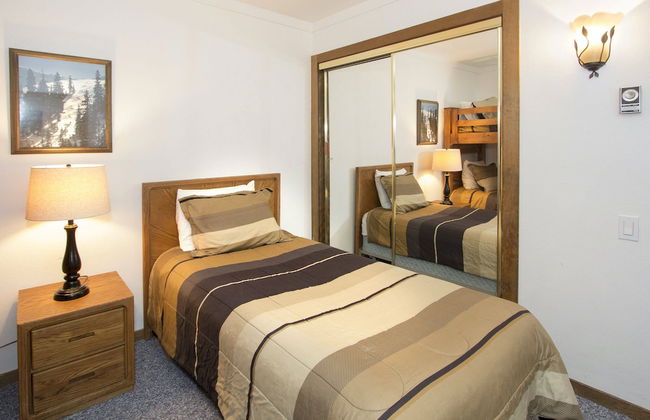 Mammoth Estates - 4 Seasons of Beauty w/ Amenities! - Foto 2