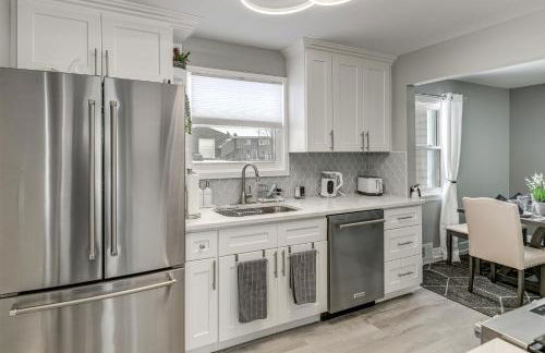 Newly Remodeled! Upscale Home in Buffalo Suburbs - Foto 3