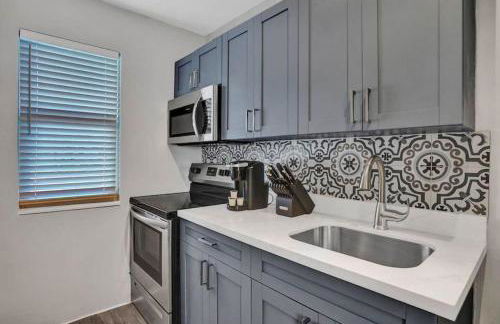 Rustic Retreats Modern 1BR For 4 Guests Minutes From Las Olas - Foto 2