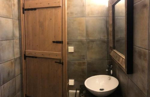 Δάφνη 1933, Λιθόχτιστο Αρχοντικό στο Βουνό - Foto 12