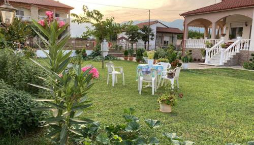 Suzie's House - Road to Loutra Pozar - Foto 5, Garden view