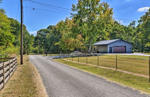 Cozy Tennessee Country Retreat on 5 Acres! - Foto 25