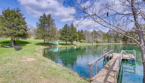 Spacious and Historic Cabin in New Haven with Pond! - Foto 3