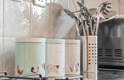 Whiteside 3 Bedroom Apartment - Bathgate - Photo 31