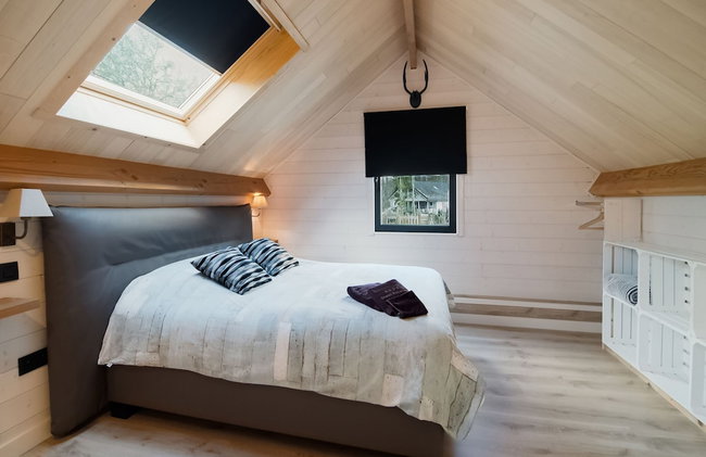Idyllic Chalet in Biron with 2 Hot Tubs & Sauna - Photo 4