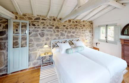 Abejas 2 de El Vergel de Chilla - Photo 25