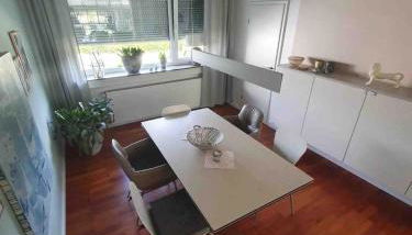 Bungalow mit großen Garten, Wintergarten und Kamin - Foto 2