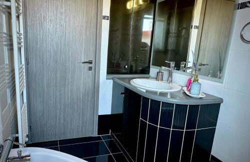 Theros Lux Apartment - Foto 58