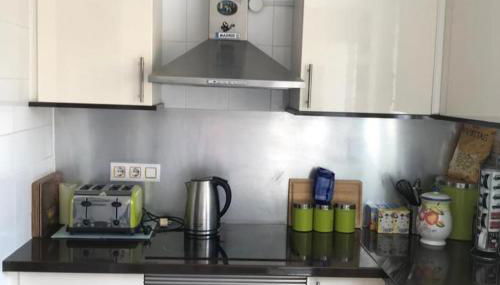 3 Bed Villa Sleeps 6 - Pets Ok - Communal Pool - Foto 3