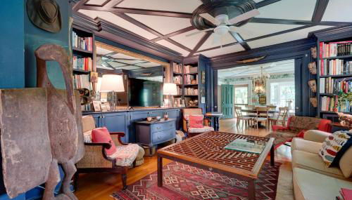 Gorgeous Victorian-Style House with Hilltop Pool! - Foto 4