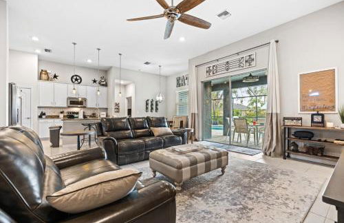 Beautiful Cape Coral Oasis! King Bed, BBQ, Heated Pool, PVT Yard & Much More! - Foto 15