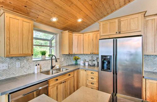 Beach Access and Views Secluded Anderson Island Gem - Foto 11