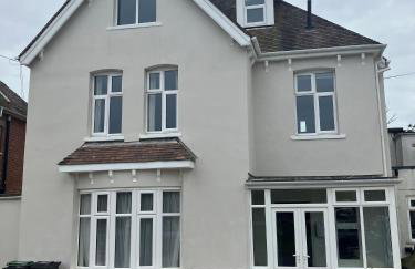 Beach House - Photo 25