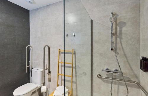 Apartamentos Catedral Palace by gaiarooms - Photo 56