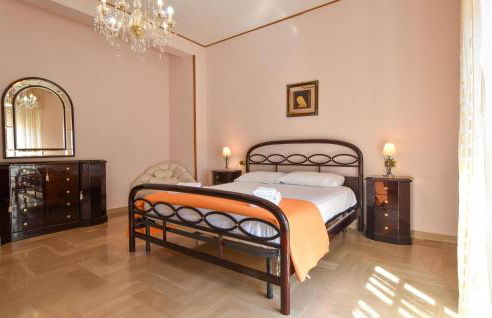 Cozy Apartment In Trappeto With Wifi - Photo 5