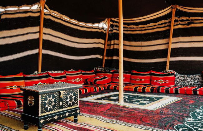 Wadi Rum 4x4 Jeep Tour - Photo 3