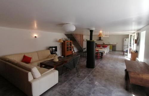 Maison renovee en pierres séjour spacieux avec jardin et terrasse aménagée près Omaha beach & Bayeux à 5mn de la mer tous commerces - Foto 24