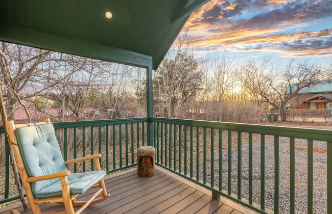 NEW Moondance Majestic Mini Cabin Cathedral Rock - Foto 6