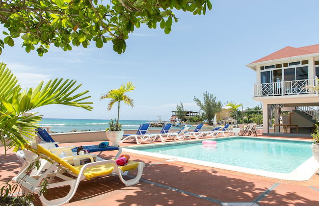 Pipers Cove - Runaway Bay - Photo 1