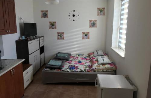 Kris Apartment - Photo 14