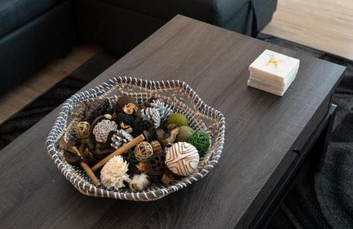 Chic 3-bed Apt with Pool & Hot Tub in Heart of DTLA - Foto 6