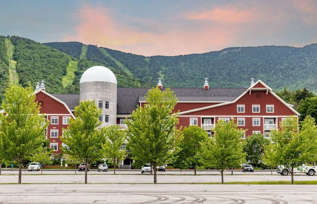 208 Village Gate Studio Bedroom Condo by RedAwning - Photo 20