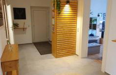 JanPartment - geräumig - W-LAN - Natur - Garten - Entspannung - zentral - 10 Min WV-Werk - Carport - 24h CheckIn - Foto 8