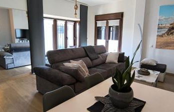 VILLA DE LUJO CLIMATIZADA. PISCINA Y JARDIN PRIVADO - Foto 8