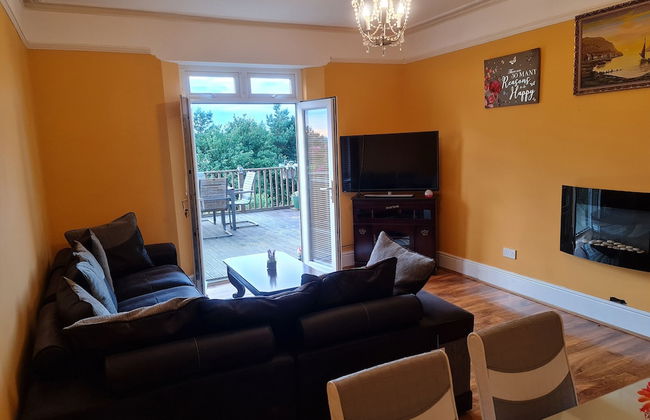 4Br Stunning Sea View Escape-near Snowdonia & Coastal Trails - Photo 20