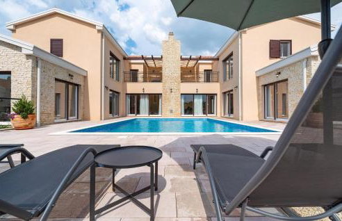 Beautiful Home In Sukosan With Sauna - Foto 8