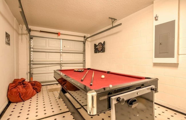 Gated Community Private Pool 3 Bedroom Home by Redawning - Foto 20