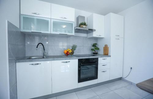 Villa Mia with pool - Foto 32