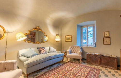 Historic Castle Overlooking Garfagnana Valley - Foto 13