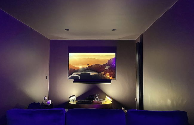 Stunning 4 Bed House With Cinema Room & Parking - Foto 27