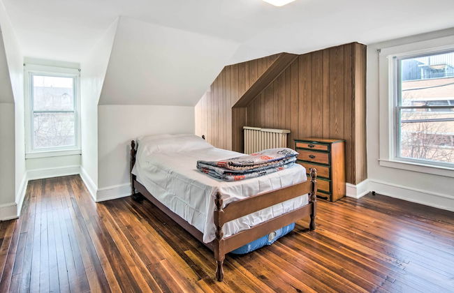 Roomy Lancaster Home Walk to Dtwn and Hospital - Foto 4