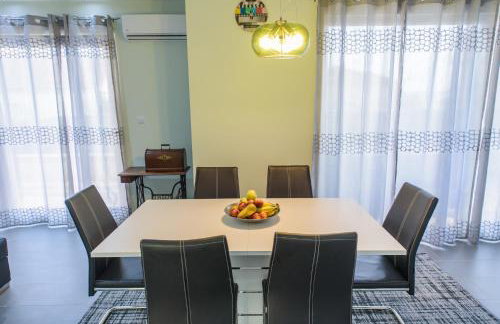 Villa Barbara-Kastela with heated pool - Foto 22