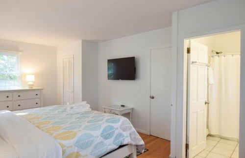 100 Ft to Skaket Beach - Photo 16