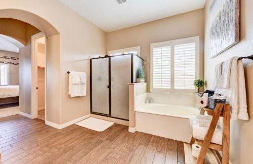 Pool, BBQ and Bar Family Home in Queen Creek - Photo 13