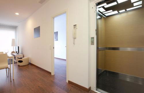 AB Montjuic - Foto 49