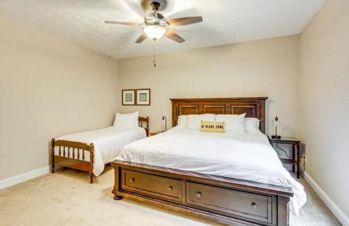 Remote Escape Lake Home with Dock in Sparta! - Foto 27