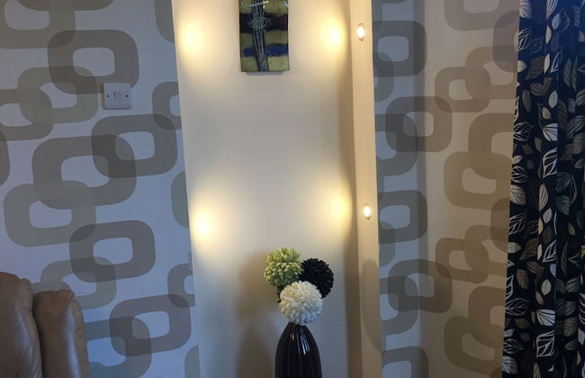 Great location 1 Bedroom Scotstoun Flat - Foto 7