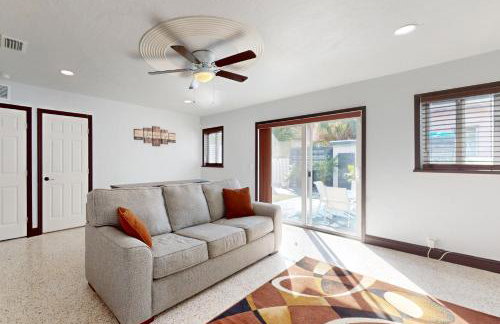 Riviera Beach Gem - Foto 15