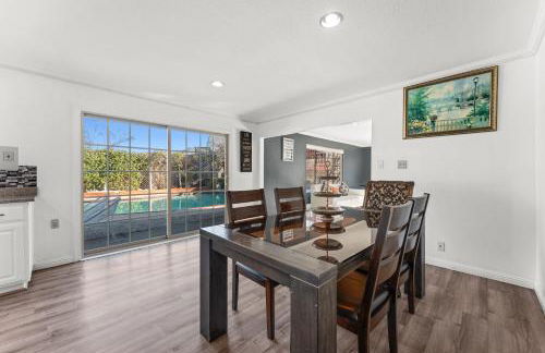 Colorful and Cozy Haven with Heated Pool - Foto 38