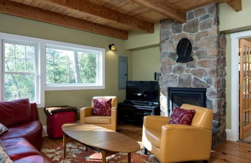 Deluxe Cottage Rental on a 100-Acre Farm on the Shenandoah River, Virginia - Foto 3