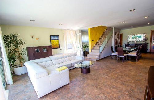 Catalunya Casas Modern and spacious with private pool close to BCN - Foto 16