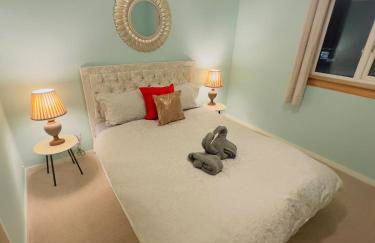 Modern & Cosy 3 Bedroom Inverkeithing home- Ideal for Edinburgh Dunfermline & St Andrews with Free Parking - Foto 5