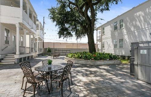 Charming 2BR on Carondelet by Hosteeva - Foto 46