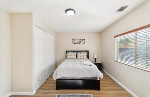 Charming Pet-Friendly Getaway in Sunny Beaumont home - Foto 31