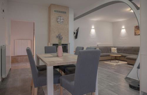 Poolside Holiday House - Foto 46